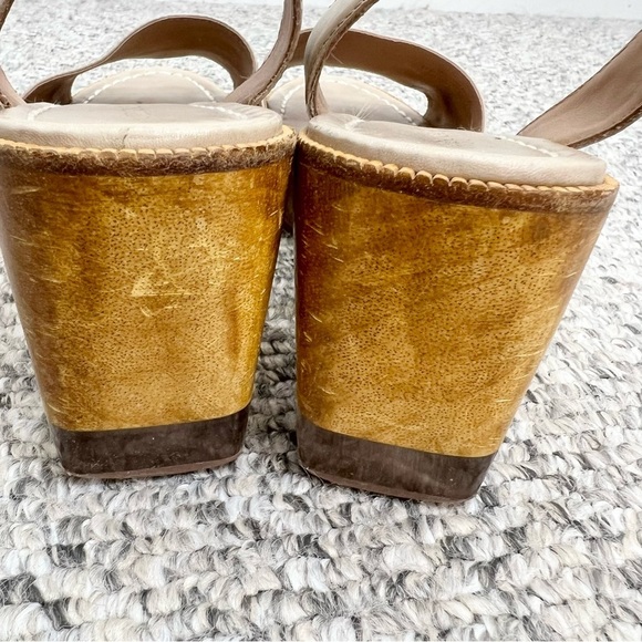 Bernardo Kate beige tan leather wooden platform clear heel ankle strap sandals 9 - Picture 4 of 14